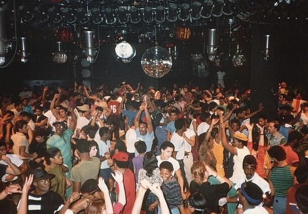 a-night-in-paradise-garage-stories-from-new-yorks-most-legendary-club-1422362683977