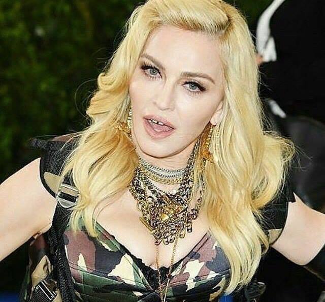 MET Gala 2019: Madonna en la Gala del MET de 2017, Moda